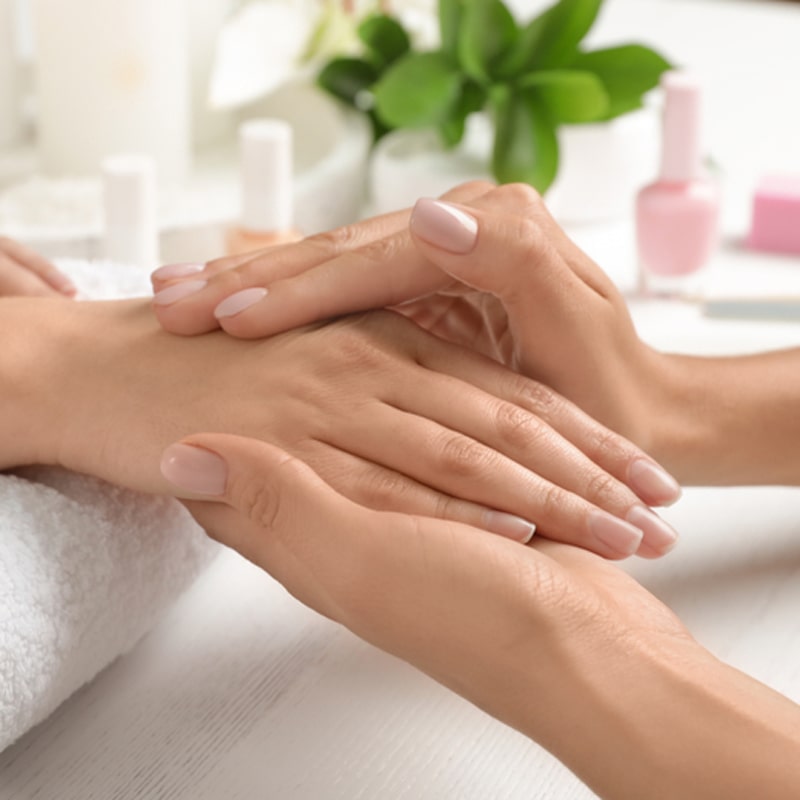 Deluxe Pedicure & Foot Reflexology